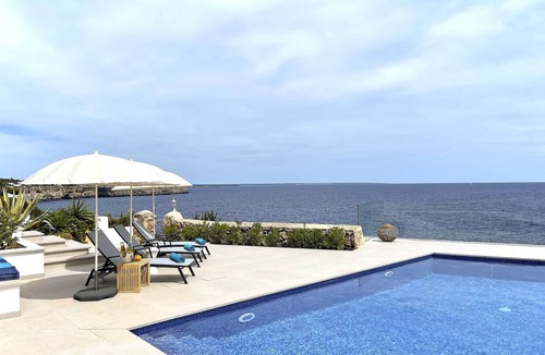 Cala Pi Villa | Villa "Tre Pini" in 1st sea line with fantastic sea views and close to the beach