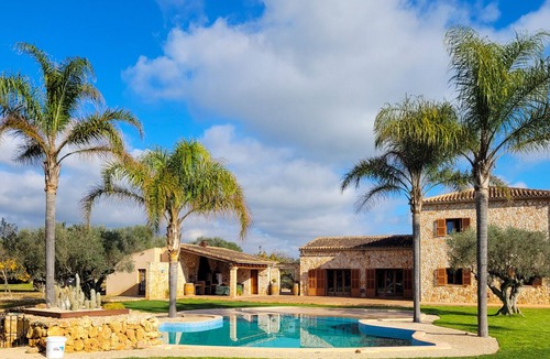 Campos Villa | Villa with detached house, air conditioning, wifi, garden, private swimming pool