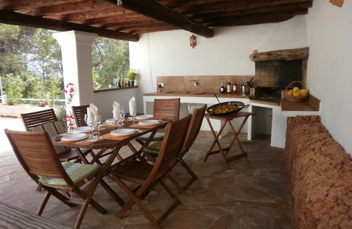 Santa Eulalia del Rio Villa | Villa with pool and barbecue near the beach