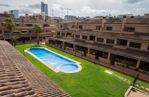 Valencia House | Vivienda Adosada Junto Palacio DE Congresos