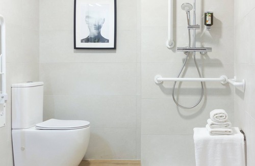 Montolivet Bed & Breakfast | VLC Host - Fray Pedro