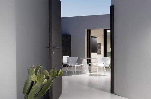 Haria Villa | VULKANO HOUSE architecture and landscaping in Mala