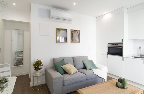 San Diego Apartment | Waou New Numantia IV