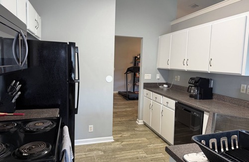 Kingsland House | Whole house Lakevw quiet NBHD near base.