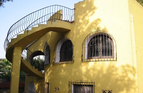El Portet Villa | With air conditioning! House, large garden, pool, BBQ grill, terrace, suitable for small children