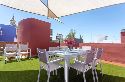 Alfalfa Apartment | Wonderful 4 BD Duplex. Salvador Terrace