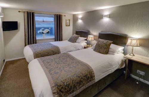 Castleton Hotel | Ye Olde Cheshire Cheese Inn