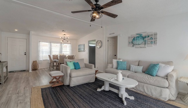 Bright & Spacious Home with ICW access, two community pools and a boat launch. in Edgewater