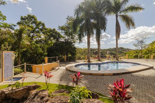 Casa de Campo na Represa de Igaratá com Piscina