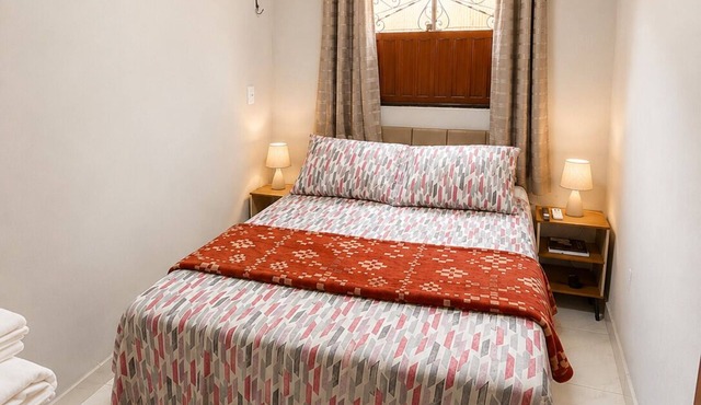 Casa Laranja com Split e Wi-Fi 700 MB