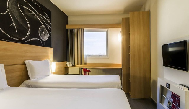 ibis Uberaba