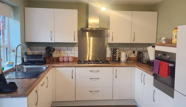 Inviting 1-bed House in Wolverhampton