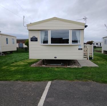 L81 WHAT A STUNNING HOLIDAY HOMe