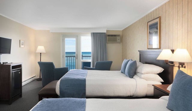 The Sparhawk Oceanfront Resort in Ogunquit