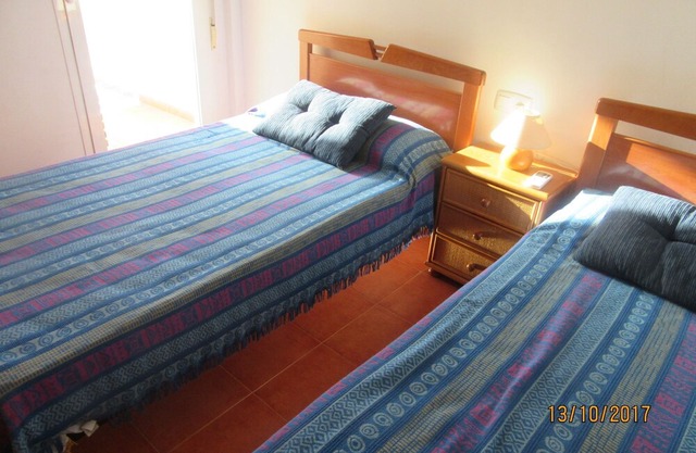 2 BED APARTMENT - SEA VIEW - WI-FI - AC - SAT TV