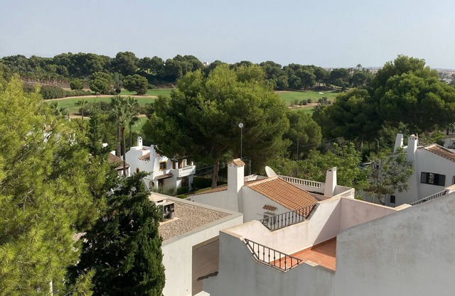 3 bedroom detached villa overlooking golf course