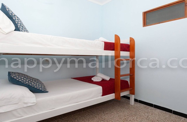 3 bedrooms ground floor, large terrace and pool, near the beach.