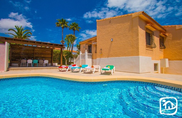 Abahana Villas - RICARLOS