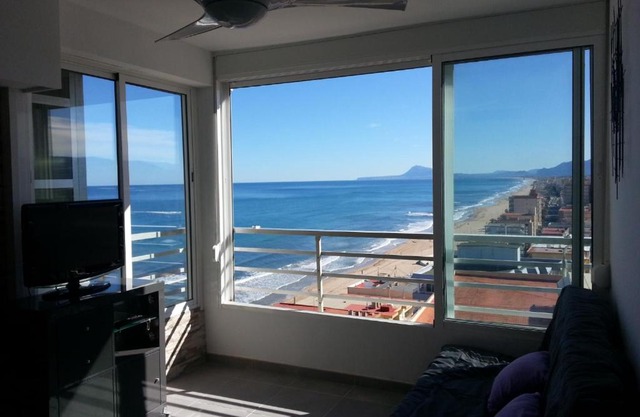 Acogedor Apartamento Línea Con Vistas Al Mar 