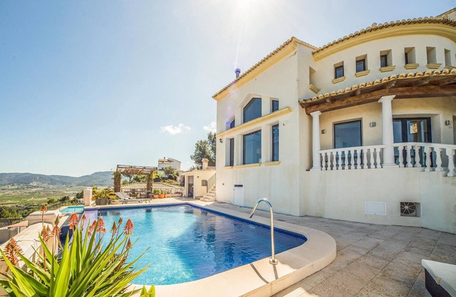 Accommodation Ador 