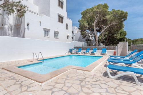 Apartamentos Karin 