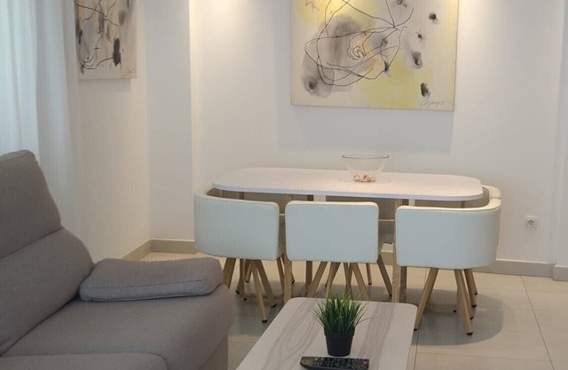 APARTMENT 1 ROOM VALENCIANS