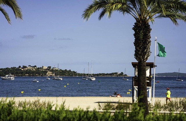 Apartment - 3 Bedrooms with WiFi and Sea views - 108768