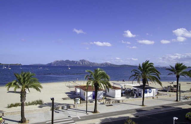 Apartment - 3 Bedrooms with WiFi and Sea views - 108769