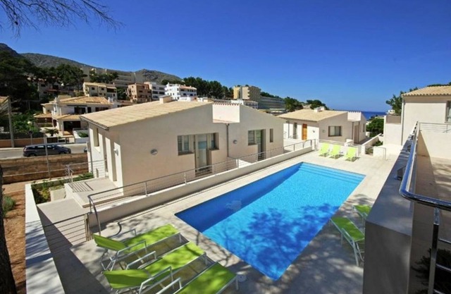 Apartment - 3 Bedrooms with Pool, WiFi and Sea views - 108316