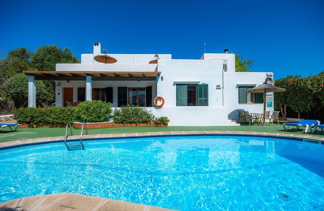 Apartment "Felipe 1-3" with Pool, Wi-Fi & Terrace