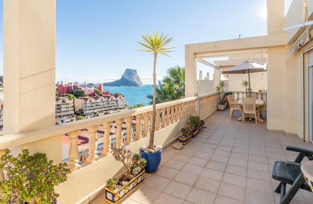 Apartment "Manzanera 113" with Sea View, Pool & Wi-Fi