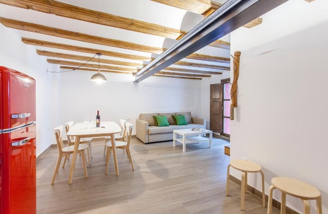 ApartUP Central Market II