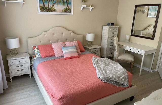 Avalon at Clearwater friendly 2 bedroom