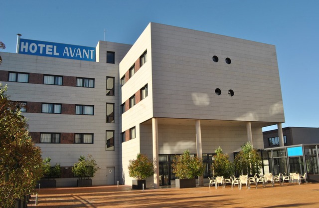 Avant Aeropuerto 
