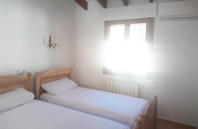 Book It Villa Attias