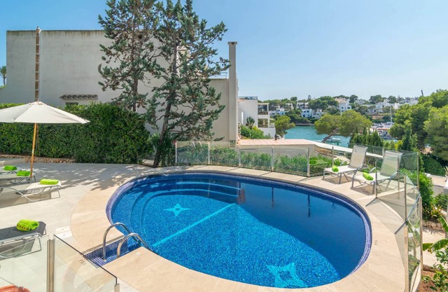 CALA LLONGA - Villa for 6 people in Cala D'Or.