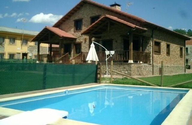 Casa Lara People 