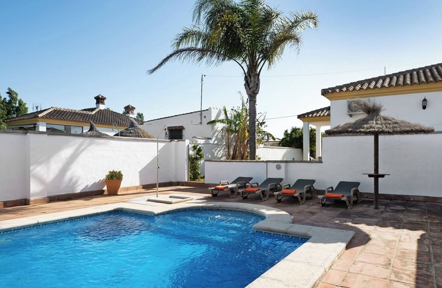 Charming Home Casa Villanueva 4 with Private Pool, Garden & Wi-Fi