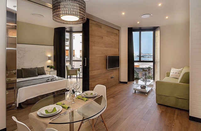 DELUXE apartment in the heart of Malaga