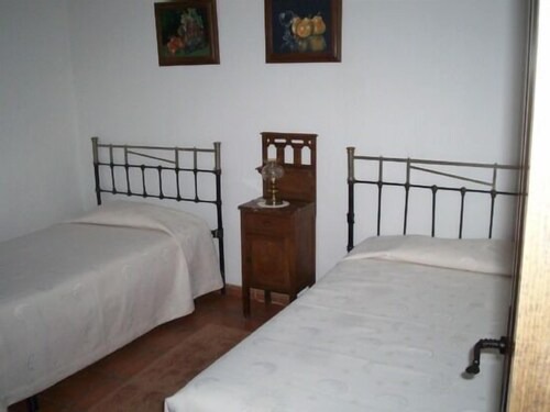 El Arroyo Rural Cottage for 6 people