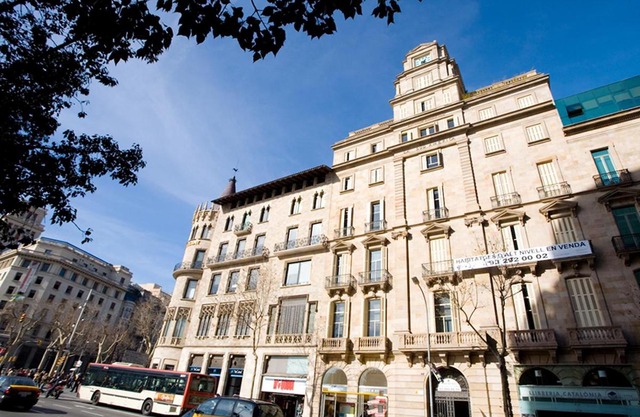 Friendly Rentals Plaza Catalunya