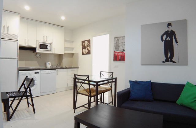 Great 55m2 furnished flat with two double bedrooms AZBEXIZ