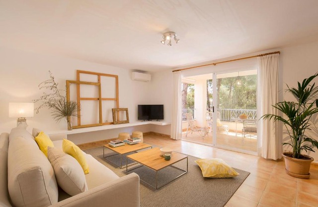 Hibiscus Apartment