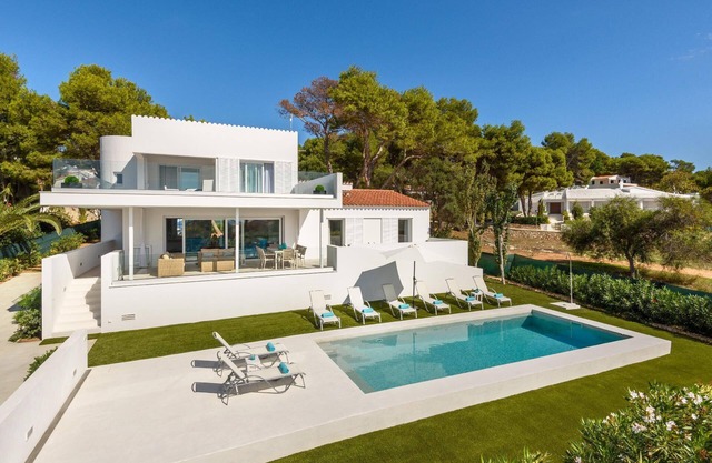 Holiday Es Gran Persons Bedrooms 