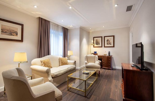 Hotel Praga