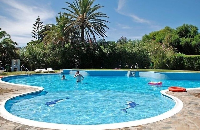 Casares 