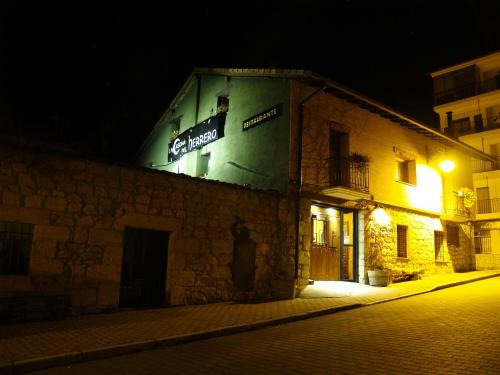La Casona Del Herrero 