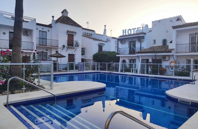 NUEVA NERJA 22 MENYBER