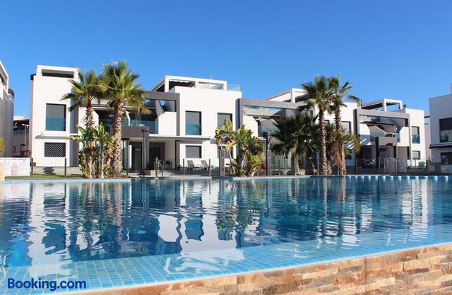 Oasis Beach 5