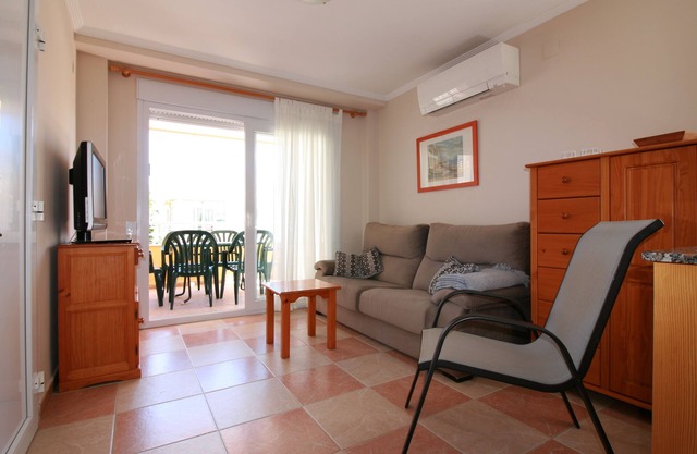 Oliva Holidays 